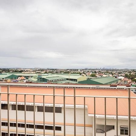 Affordable Condotel Near Manila Airport 外观 照片